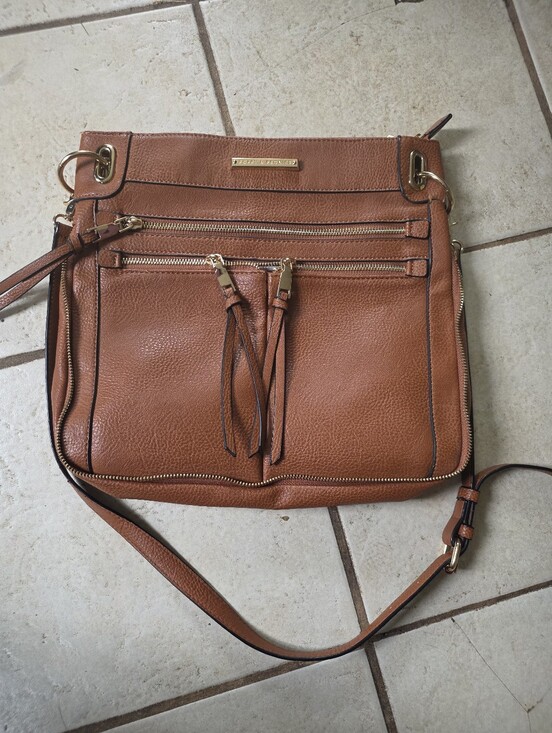 Poppy & Peonies Handbags - Poppy & Peonies Tan Leather Crossbody with Gold Hardware